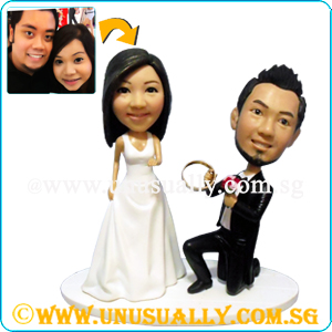 Custom 3D Wedding Proposing Lovely Couple Figurines